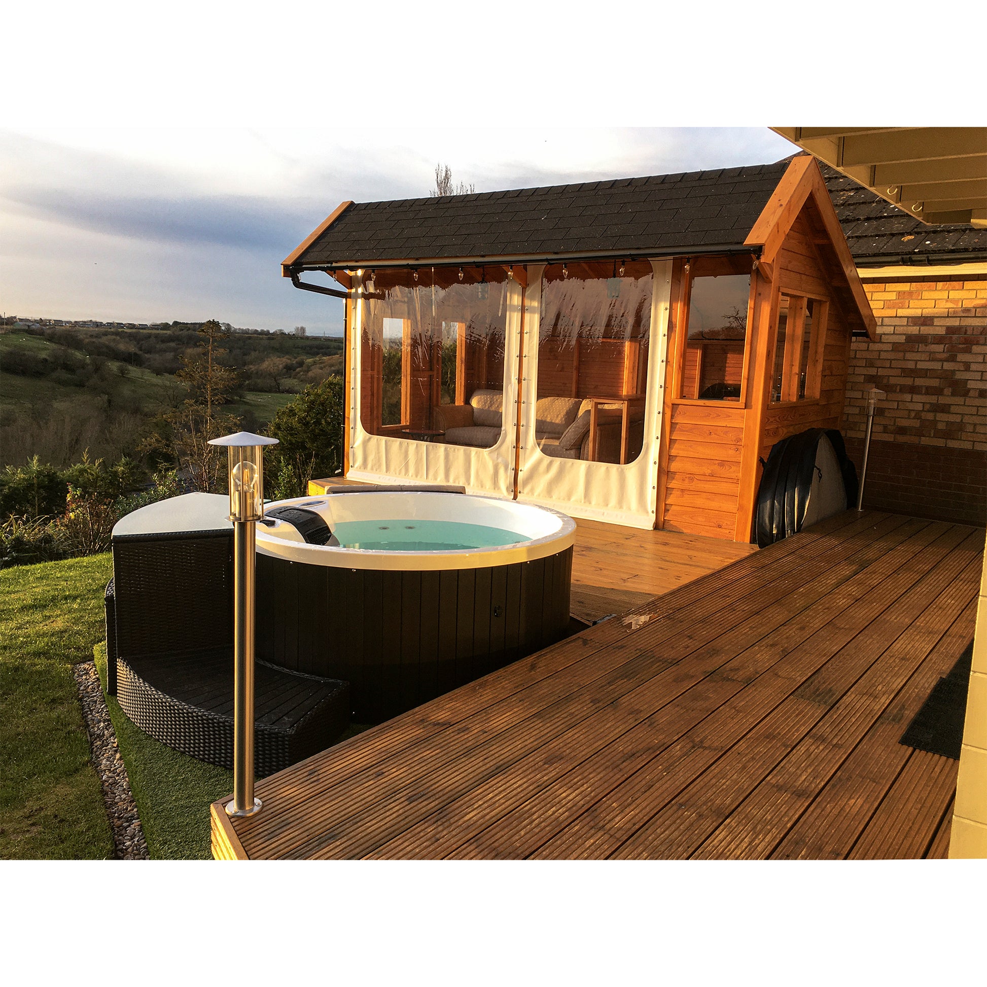 Canadian Spa Okanagan 4-Person 10-Jet Portable Hot Tub